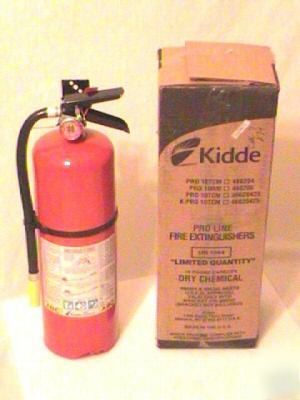 New pro line fire extinguisher,10 lb, 