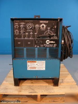 Used miller syncrowave 250 w/ air cooled kit. nice pkg 