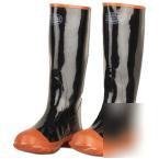 Plain toe rubber boots 1 pair size 13