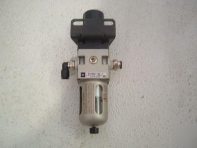 Smc lubricator NAW2000-N02-c 145 psi