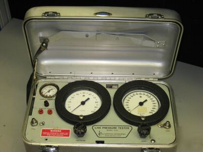 King nutronics pressure calibrator model 3112