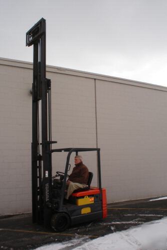 Forklift 3500 pound toyota 5FBE18 fork lift truck