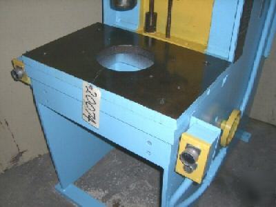 Multipress gap frame hydraulic press, no. fh-20 (20074)