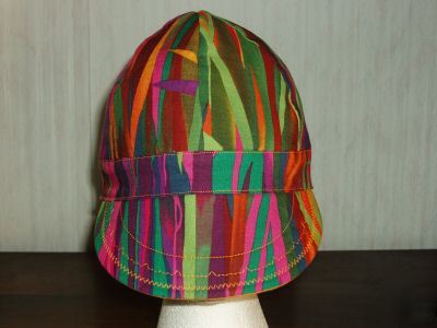 Welding cap in multi- colored reed grass