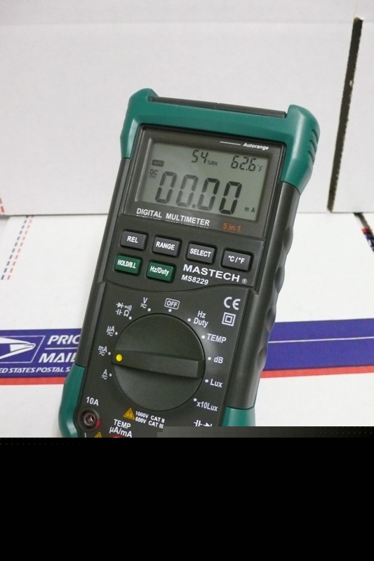 Multimeter lux humidity sound level db meter MS8229