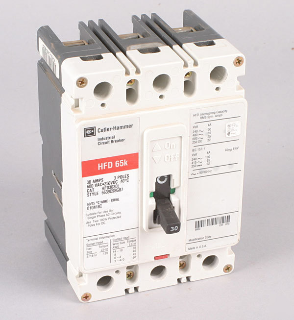 Cutler-hammer industrial circuit breaker cat# HFD3030L