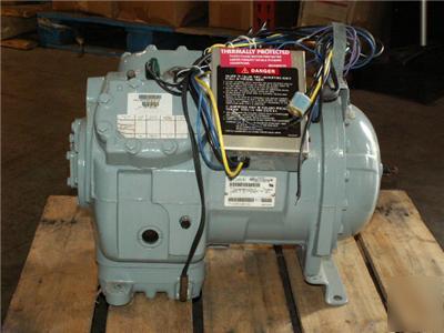 New carlyle carrier compressor 208/230 volt 3-phase - 