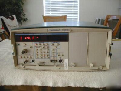 Tektronix oscilloscope calibrator w/ cg 551 ap & tm 515