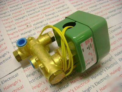 Asco 3 way direct valve 212-630 2126304U 3/8 w/man