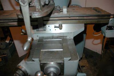 Bridgeport milling machine - 1-1/2HP