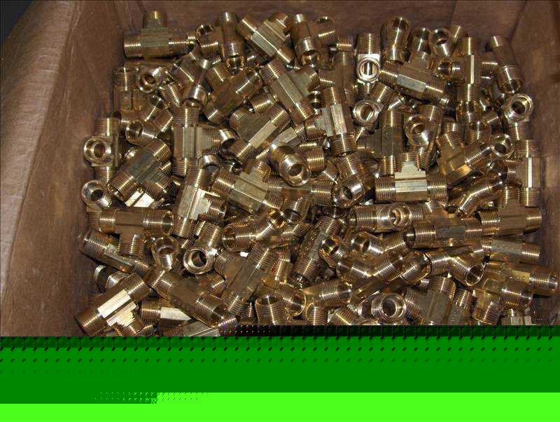 New lot of 400 brass 3/8