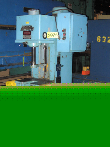 Dennison WRO65LC hyrdaulic gap press