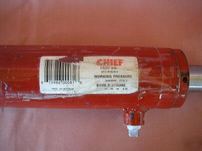New chief hydraulic cylinder 2.5