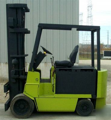 Clark EC500-100 electric forklift