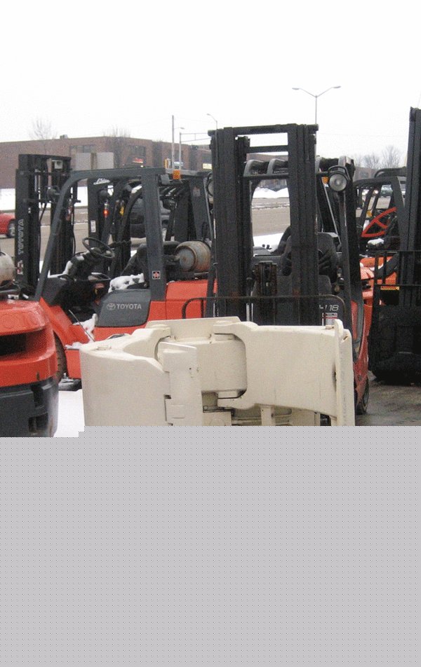 Cascade paper roll clamp 3000LB cap forklift lifttruck