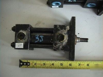 Used parker hydraulic cylinder - 1