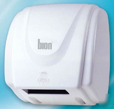 Automatic hand dryer with ionic technology