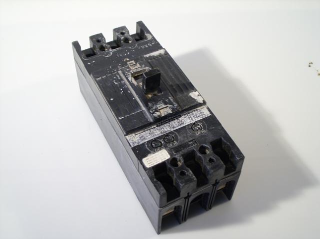 Ge TFJ226M1225 225 amp circuit breaker