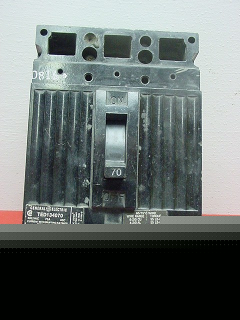 Ge TED134070 circuit breaker 3 pole 480 volt ac 70 amp