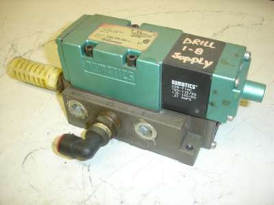 Numatics pneumatic solenoid valve assembly 228-714C