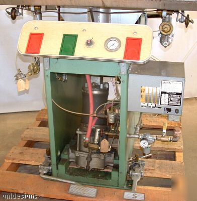 Singer-ajax commercial textile fabric cloth steam press