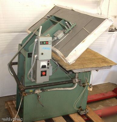 Singer-ajax commercial textile fabric cloth steam press
