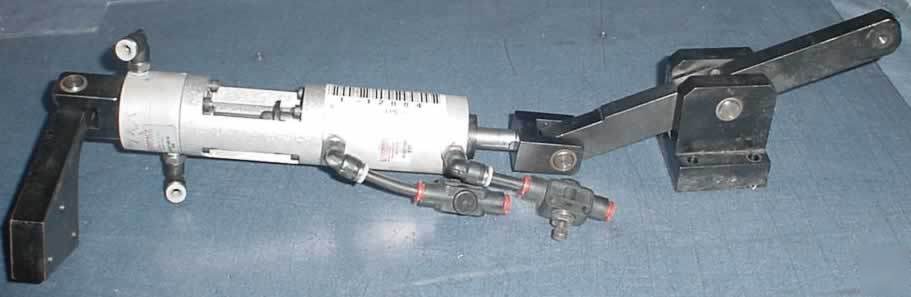 Compact air products RFHD118X18 neumatic actuator