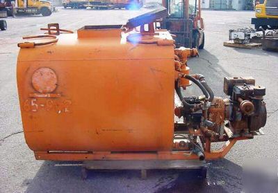 Â 1965 spray tank with 9 hp briggs-stratton motor 