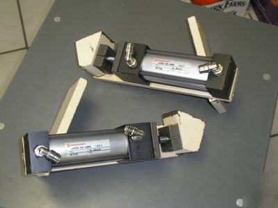 Set of 2 norgren 1-1/2 x 3 pneumatic cylinders + mounts
