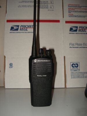 Motorola CP200 portable radio uhf 16 channel 4 watt 