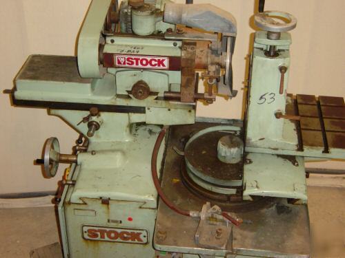Stock universal monoset style tool and cutter grinder