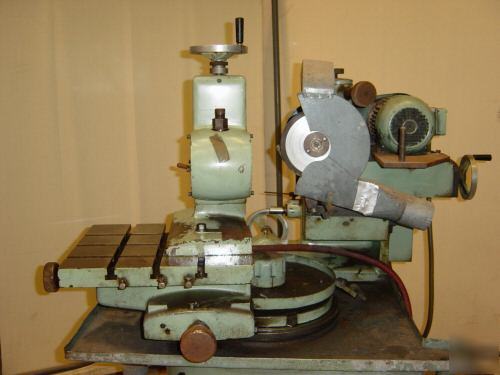 Stock universal monoset style tool and cutter grinder