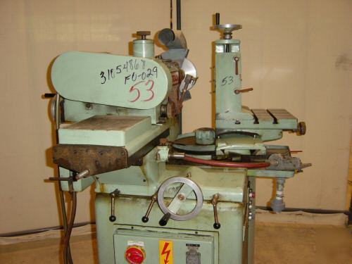 Stock universal monoset style tool and cutter grinder