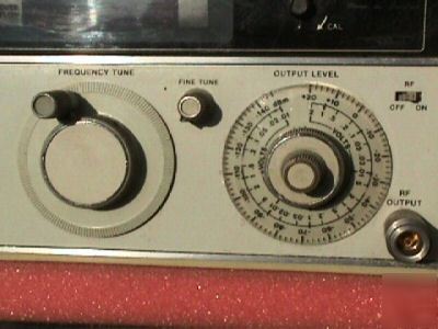 Hp 8640B signal generator 0.5 to 512 mhz with option 1