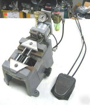 Technical devices co. tdc mark v component lead former
