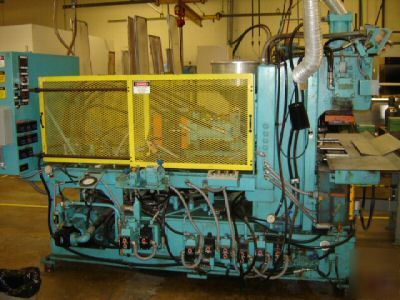 Trueblood plastic injection molding machine #2003