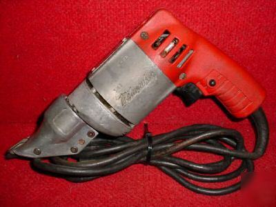 Milwaukee electric 18GA. swivel head shear