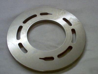 Sundstrand 26 series left hand valve plate