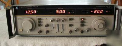 Hp - agilent 8684B signal generator w/option 002 
