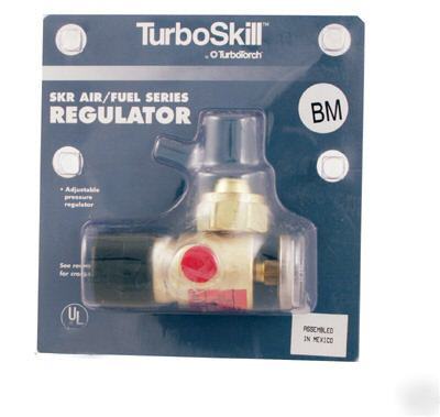 Fuel series regulator