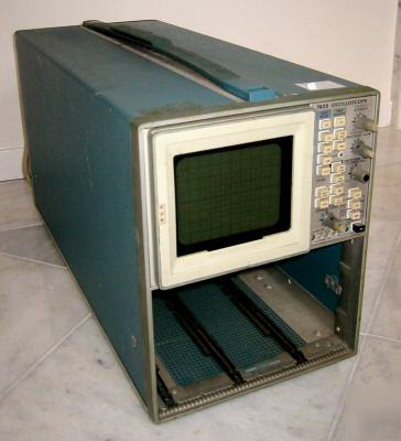 Tektronix 7623A storage oscilloscope mainframe- used