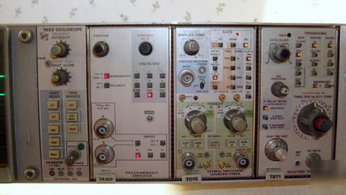 Tektronix 7603 oscilloscope w/ plug ins