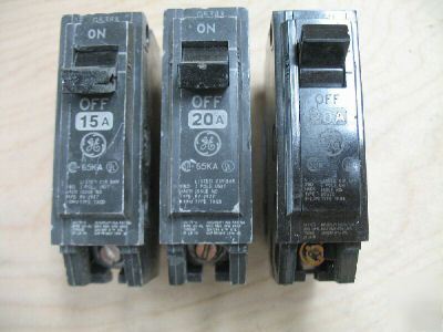 Lot of 3 ge txqb circuit breakers TXQB1115 TXQB1120