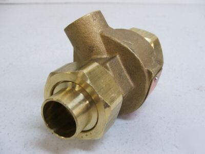 New brass Â¾â€ continuous pressure backflow preventer 