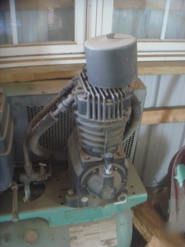 Speedaire 12.5HP gas powered air compressor -no 