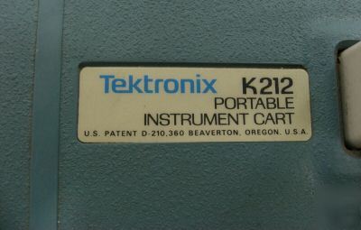 Tektronix 466 100MHZ oscilloscope with dm 44 and probes