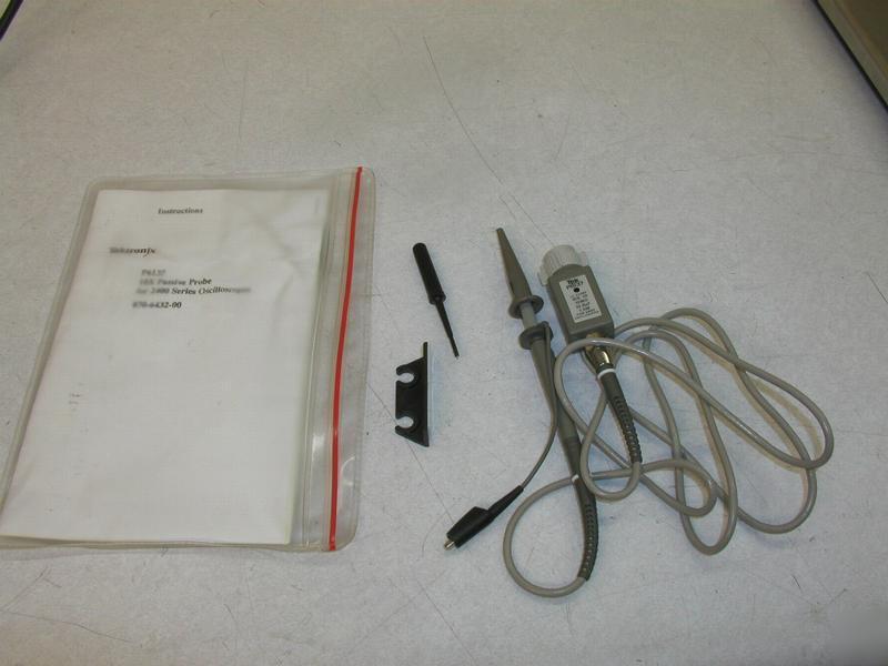 Tektronix P6137 400MHZ 10X passive oscope probe 