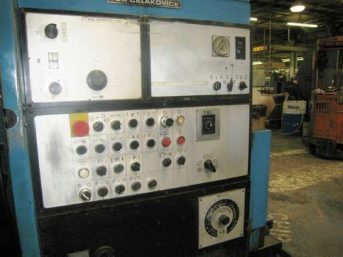 Tos ofa 32A automatic cycling gear hobbing machine