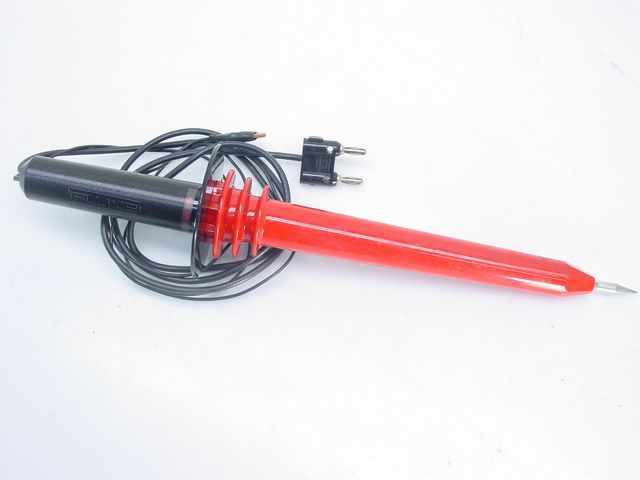 Fluke 80K-40 high voltage probe high accuracy