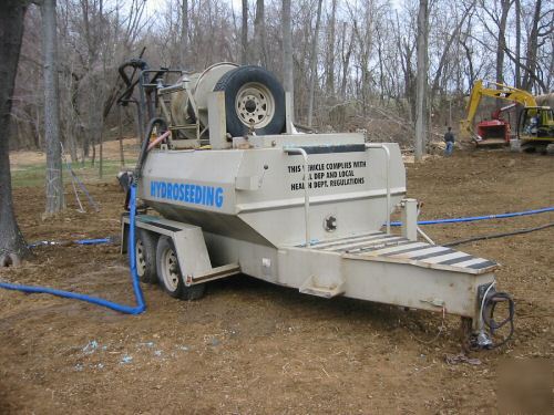 1989- finn T90 hydroseeder- 900 gl. tank - kubota 4 cyl